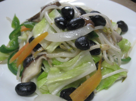 kuromame-yasaiitame.JPG